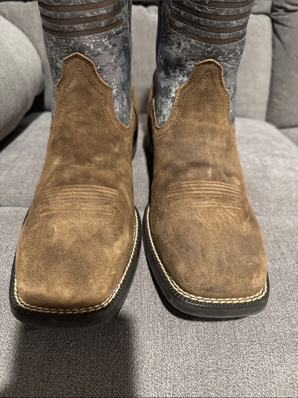 Ariat Brown Suede & Gray Camo Men’s Western Boots - Picture 3 of 8